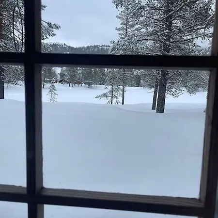 度假居 Idyllisk Sted Pa Oyfjell
